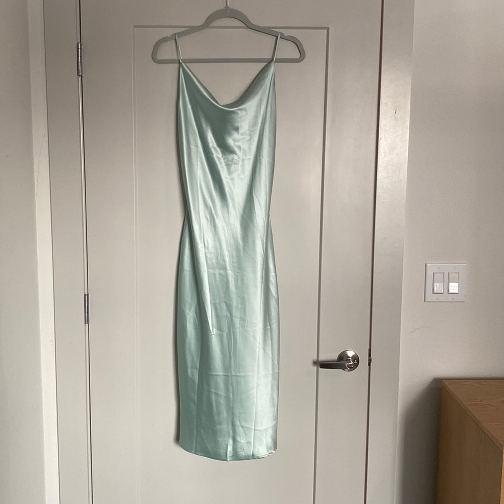 Petal and Pup mint Persia dress in size 6